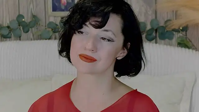 Chat XXX en directo de ClassyTinaa