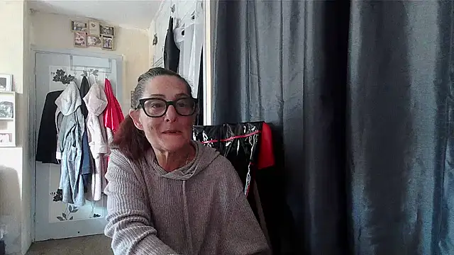 הופעת וובקאם של Mrs-Ivy
