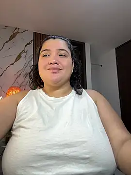 צ'אט XXX בשידור חי של sweetmuslim01