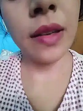 Chat XXX en directo de Anki-doll