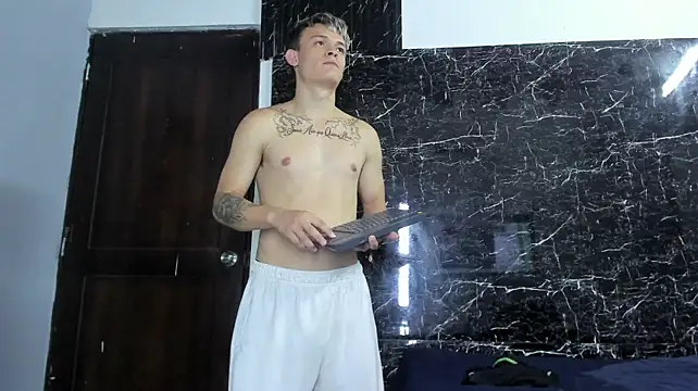 Robinlion91 – Naživo XXX chat