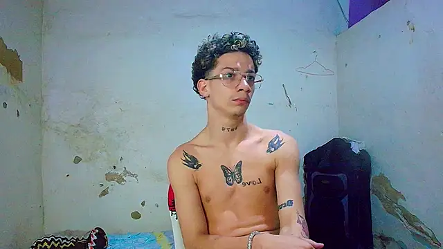 XXX chat uživo modela mateodeamjo_07