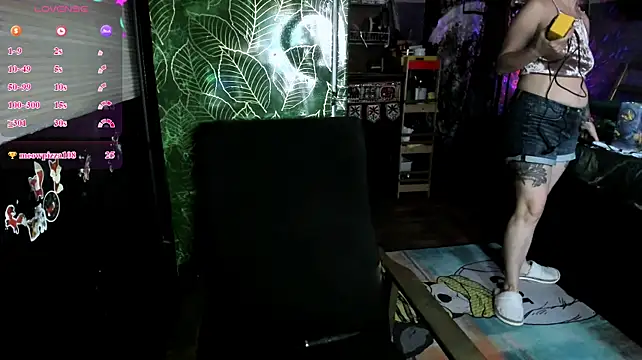 Chat XXX ao vivo de LisaFoxy_y
