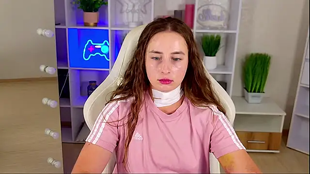 NadinnL's Live XXX Chat