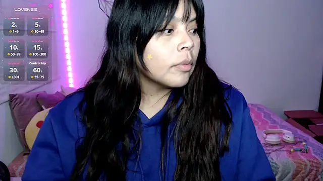 Онлайн чат XXX EllieMoonX