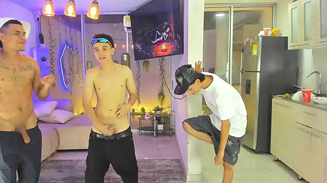 צ'אט XXX בשידור חי של Houseofwarrios