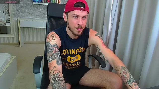 JonahShaw Live XXX-chat