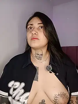 צ'אט XXX בשידור חי של Keyla_Ink