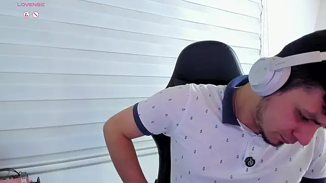 Rick_Adams 现场XXX聊天