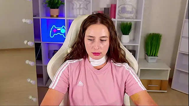 Chat XXX ao vivo de NadinnL