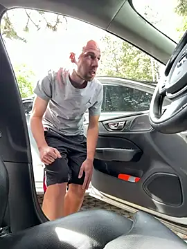 Oliver_outside – Naživo XXX chat