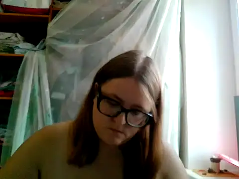 Chat XXX ao vivo de DesireMelissa