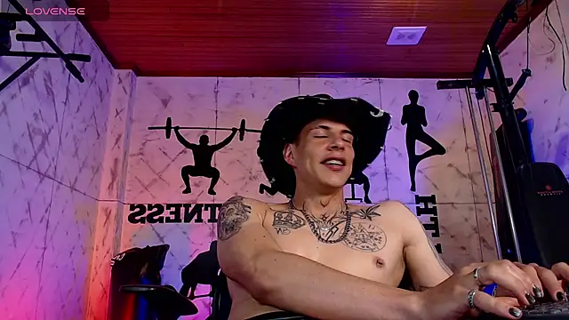 צ'אט XXX בשידור חי של Dustin_Sonne