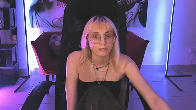 Chat XXX en directo de ReminaMeow