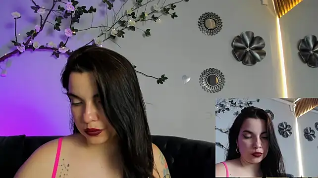 AngeliqueBoyer__: онлайн-секс-чат