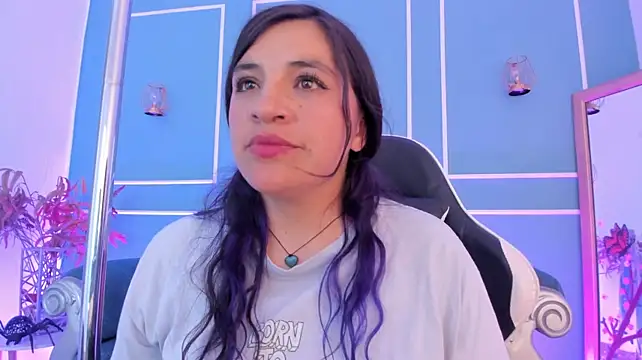 TaraTaylorr's Live XXX Chat