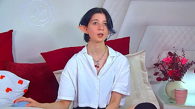 AnneAvelin Chat XXX in diretta