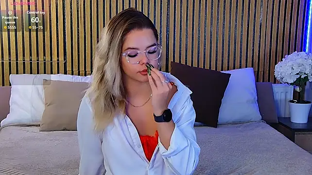PrincessSlay's Live XXX Chat