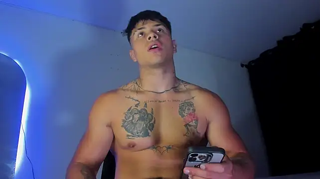Chat XXX Live Dominic_Biker__