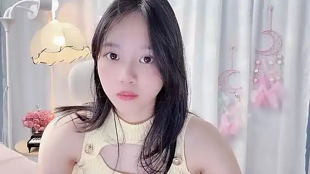 Yanys521 即時 XXX 聊天