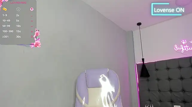 Chat +18 de scarletcherry18 ao vivo