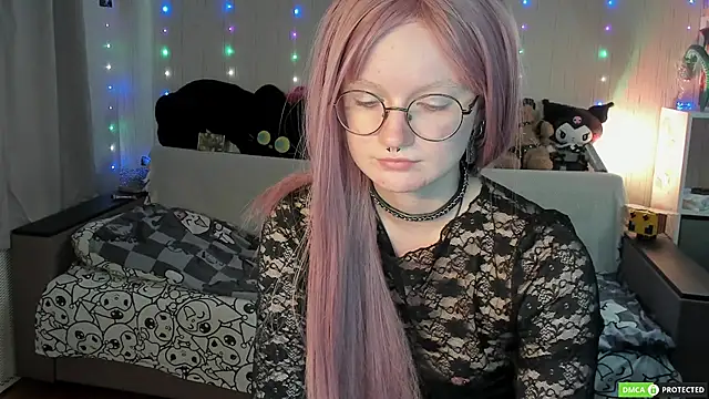 XXX chat uživo modela JulietFowler