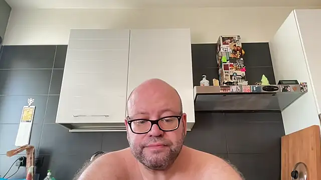 theitalianbear Шоу с уебкамера