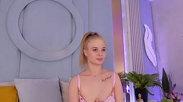 JeniferMoon Live XXX-chat