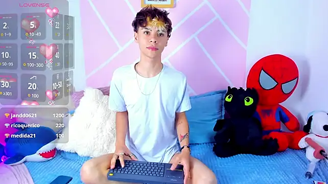 Chat XXX en directo de Callum_777