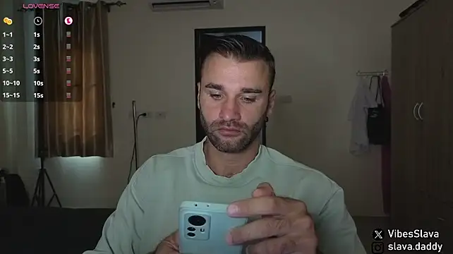 Chat +18 de DaddySlava ao vivo