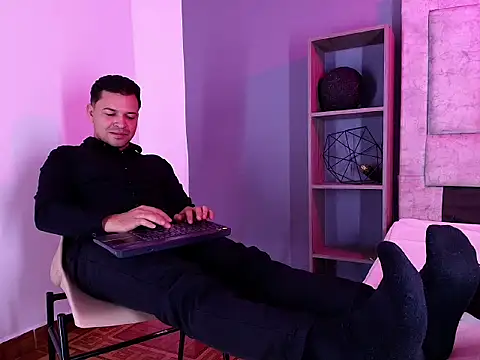 Živý XXX chat Hey_Noaah