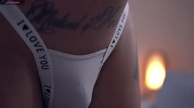 צ'אט XXX בשידור חי של TSGisele
