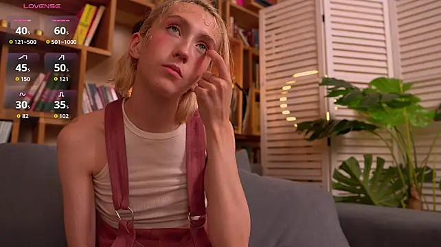 Elen__Moore élő XXX-chatje