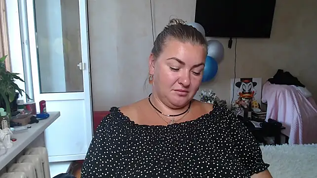 NikaSkylink Chat XXX in diretta