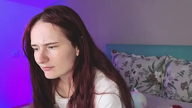 Živý XXX chat L1ittle_kitty_