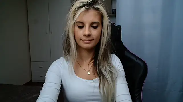 KristineGlown Live XXX chat