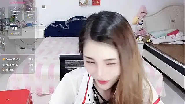 Živý XXX chat miaomiao-99