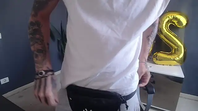 OscarWillss Chat XXX live