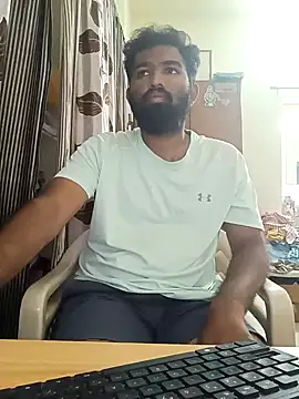 nick05inch Adlı Modelin Canlı XXX Sohbeti