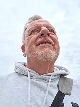 XXX chat uživo modela Dennislover007