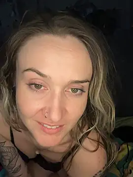 Show Webcam de tattedxxxmami