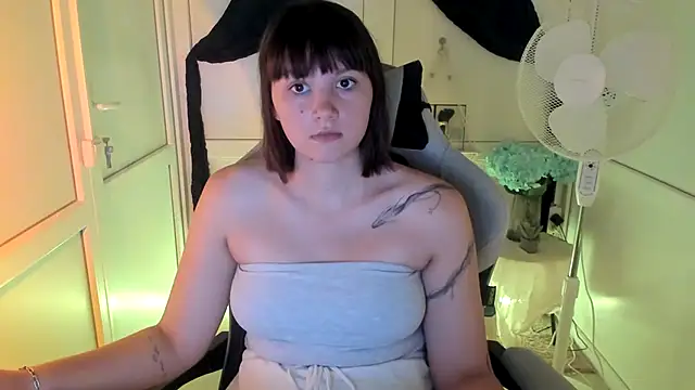 Vanilla_Vixen live XXX chat