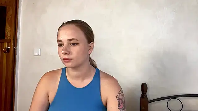 AngelMia_92 live XXX chat