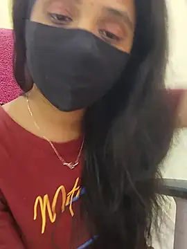 darlingangelina07 Show in webcam