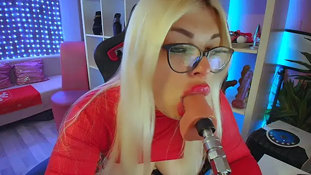 MariellaSun_'s Webcam Show