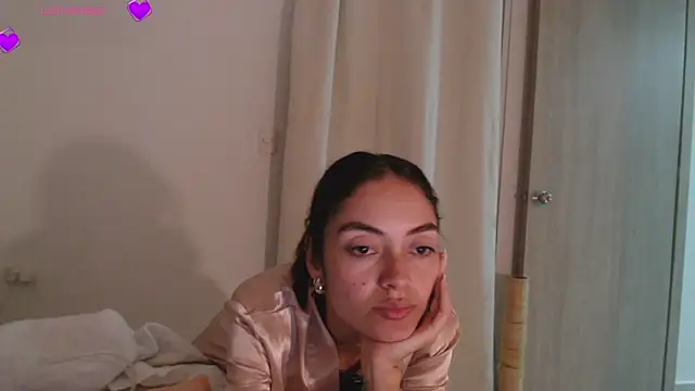 taty-tits' Live XXX Chat