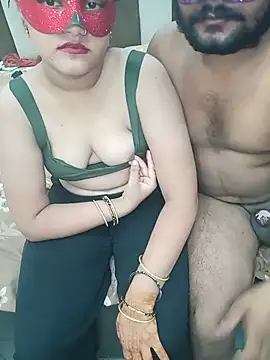 Chatroom XXX en direct de PUNJABICOUPLE09