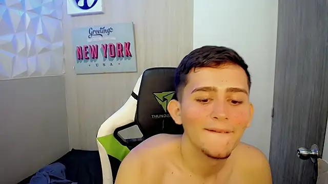 Chat XXX ao vivo de JaxBlue_