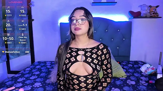 kelly_messi Chat XXX in diretta