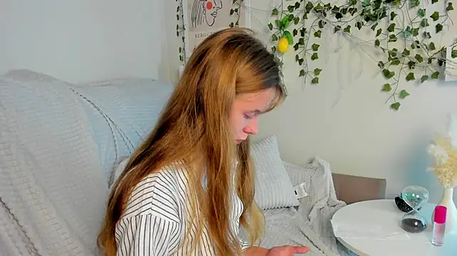 Eda_Vixen's Live XXX Chat